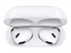 Apple AirPods (3rd generation) with Charging Case