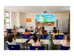 EPSON EB-E20 Mobile Projector XGA 1024x768 4:3 HD ready 3400-2200Lumen 15000:1 USB 2.0 Type A RS-232C VGA in 2x VGA out HDMI