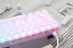 Ducky професионална геймърска механична клавиатура Professional Gaming Mechanical Keyboard One 3 Mini Aura White -  Cherry MX RGB Brown [Tactile]