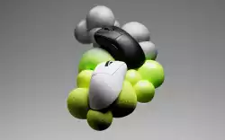 Pulsar професионална геймърска мишка Wireless Gaming Mouse Xlite CrazyLight Uyuni White