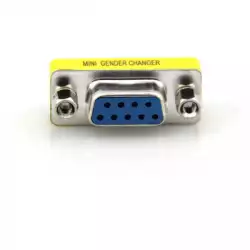 VCom Адаптер Adapter Serial DB9 F / F - CA085