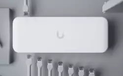 8-портов GbE PoE комутатор Ubiquiti UniFi Ultra (202W) USW-Ultra-210W