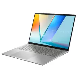 Лаптоп Лаптоп Asus Vivobook S S3607CA-RP037NA,Ultra 7 255H, 16.00" OLED,144 Hz,R5 16GB (on BD),1TB SSD G4,No OS, Cool Silver, без адаптер
