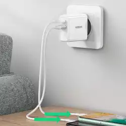 Зарядно устройство Ugreen 60468 Fast USB Type C / USB 36W Quick Charge 3.0