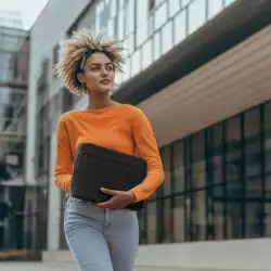 HAMA Калъф за лаптоп &bdquo;Cozy&ldquo;, 36 - 40 см (14,1&rdquo; - 15,6&rdquo;), черен                          