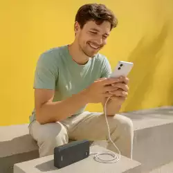 HAMA Външна батерия 20000 mAh, 3 изхода: 2 x USB-C, 1 x USB-A, черна                          