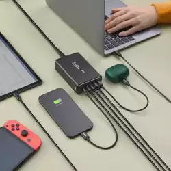 HAMA Зарядна станция 140 W, GaN, Fast Charger, 3 x USB-C, 2 x USB-A, PD