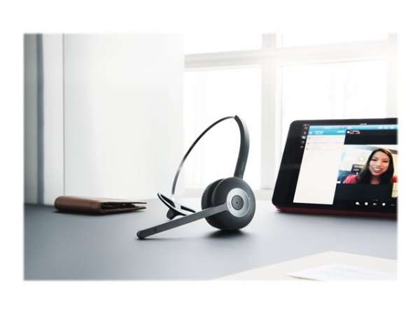 JABRA PRO 935 Mono for PC and Mobile with Bluetooth with integrated USB-plug Noise-Cancelling Wideband ringtone on the base