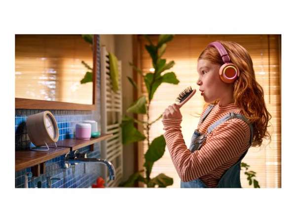 PHILIPS Kids Bluetooth headphones maximum volume limited to 85 dB Magenta Purple