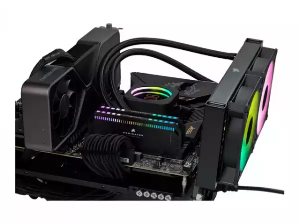 CORSAIR DOMINATOR PLATINUM RGB DDR5 32GB 2x16GB 5600MHz CL36 1.25V DIMM Black