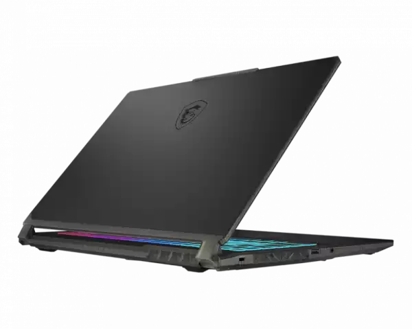 Лаптоп MSI CYBORG 15 A13VEK-1821XBG
