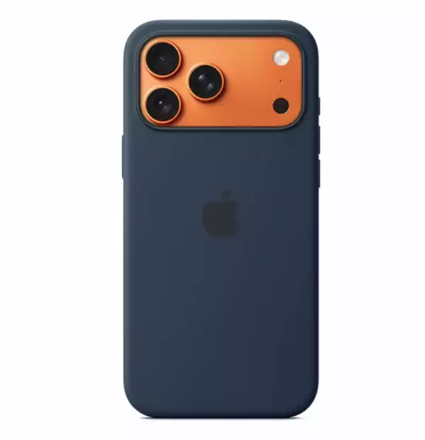 Apple iPhone 17 Pro Max Silicone Case with MagSafe – Midnight