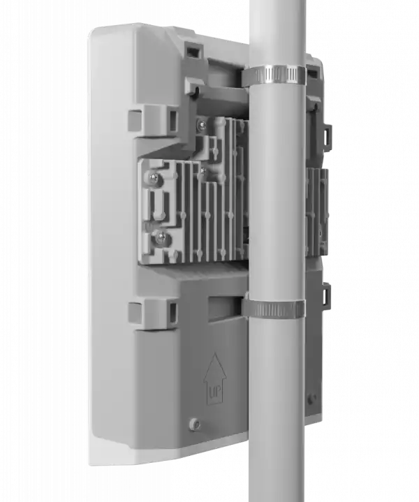 Комутатор MikroTik netFiber 9 SFP+ CRS310-1G-5S-4S+OUT