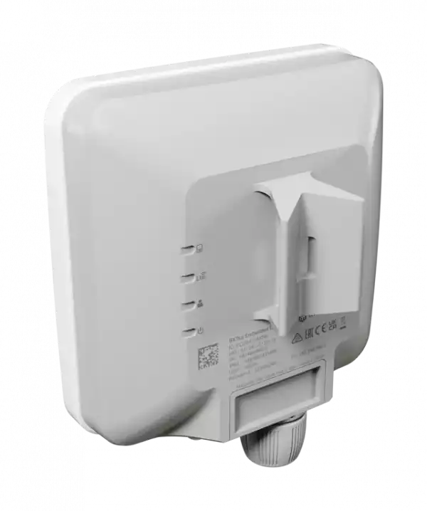 Външен LTE рутер с вградена насочена антена MikroTik SXTsq Embedded LTE4 EC25-EU&SXTsq