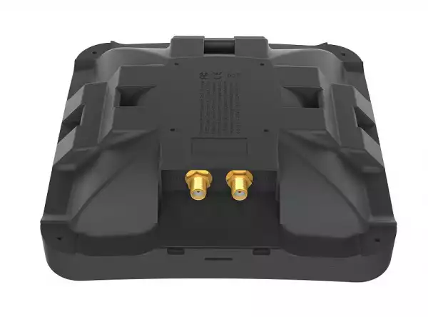 Външна насочена антена Mikrotik mANT LTE 5o MTAO-LTE-5D-SQ