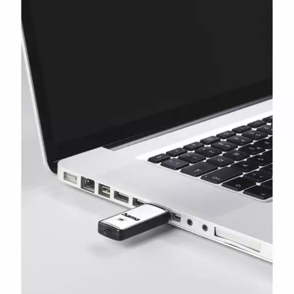 HAMA "Fancy" USB флаш памет, USB 2.0, 16 GB, 181081 HAMA "Fancy" USB флаш памет, USB 2.0, 16 GB, 181081