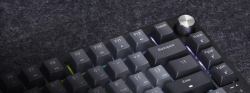Геймърскa безжична/блутут механична клавиатура Corsair K65 Plus RGB 75% , Corsair MLX Fusion Tactile Yellow суич