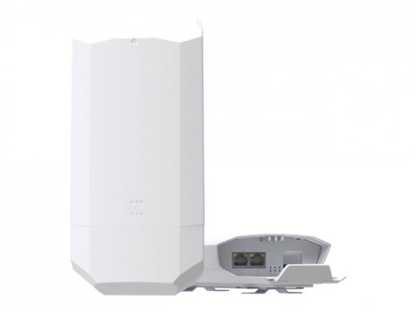 TELTONIKA NETWORKS OTD140 IP55 4G/LTE/3G/2G outdoor router